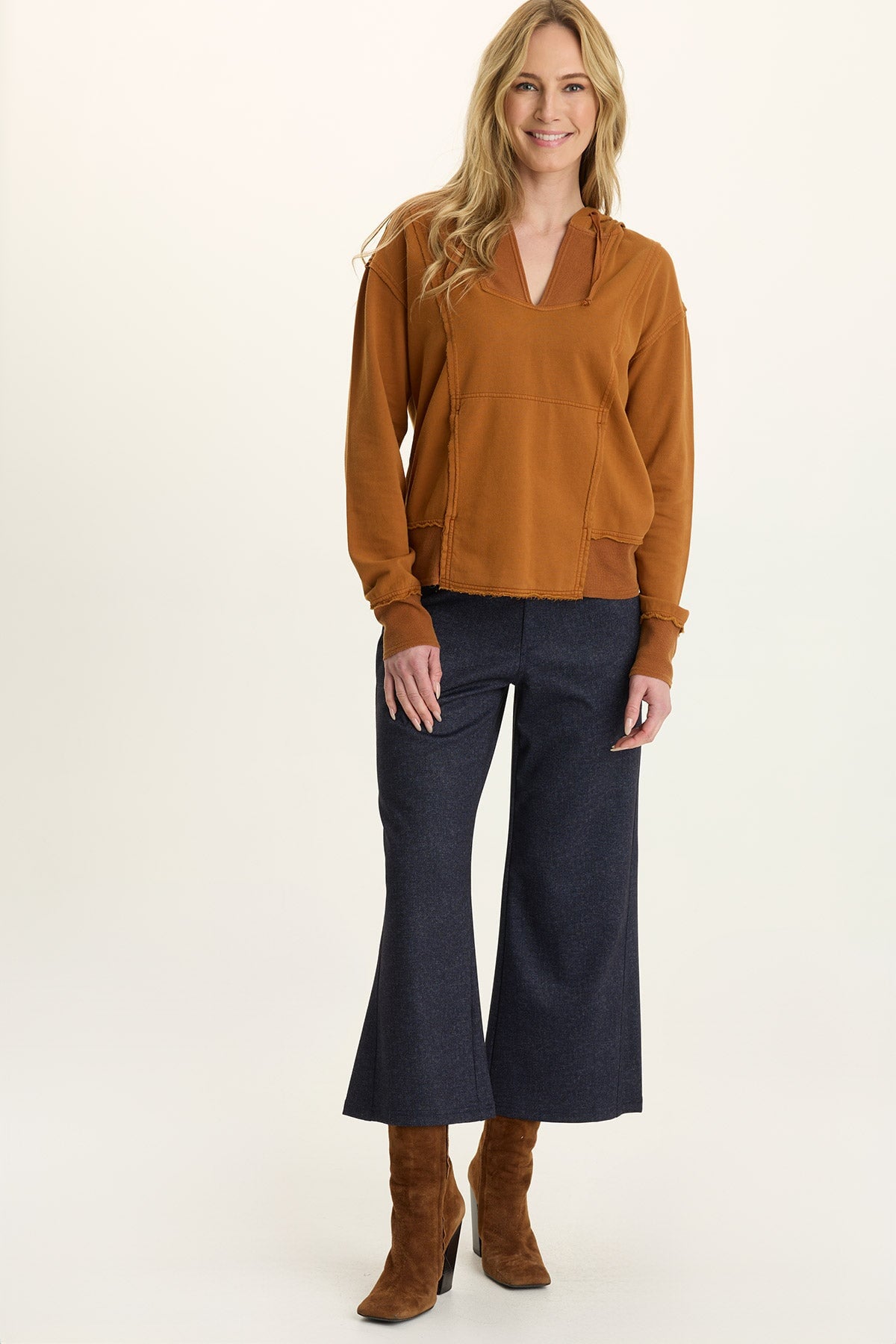 Wearables Isidro Ponte Wide-Leg Crop Pant 