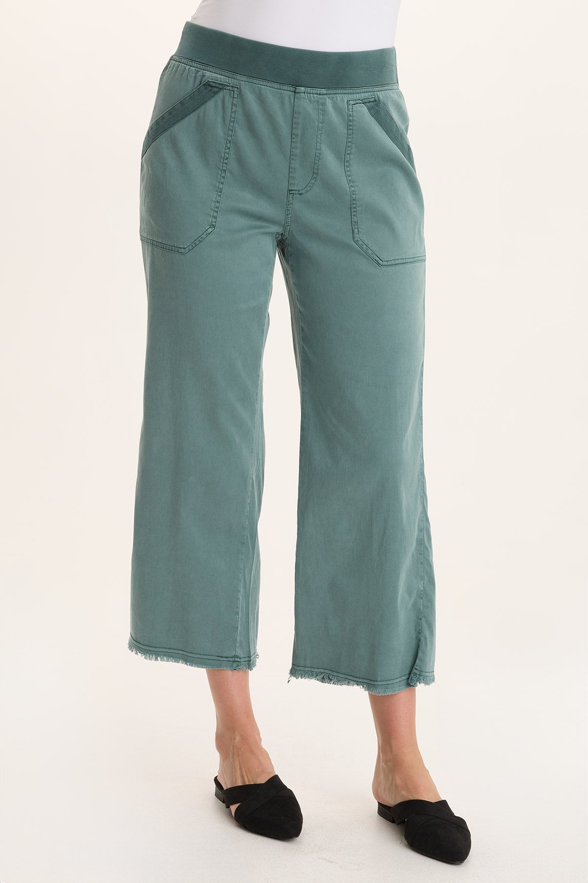 XCVI Daga Tencel Flared Leg Pull-On Crop Pant 