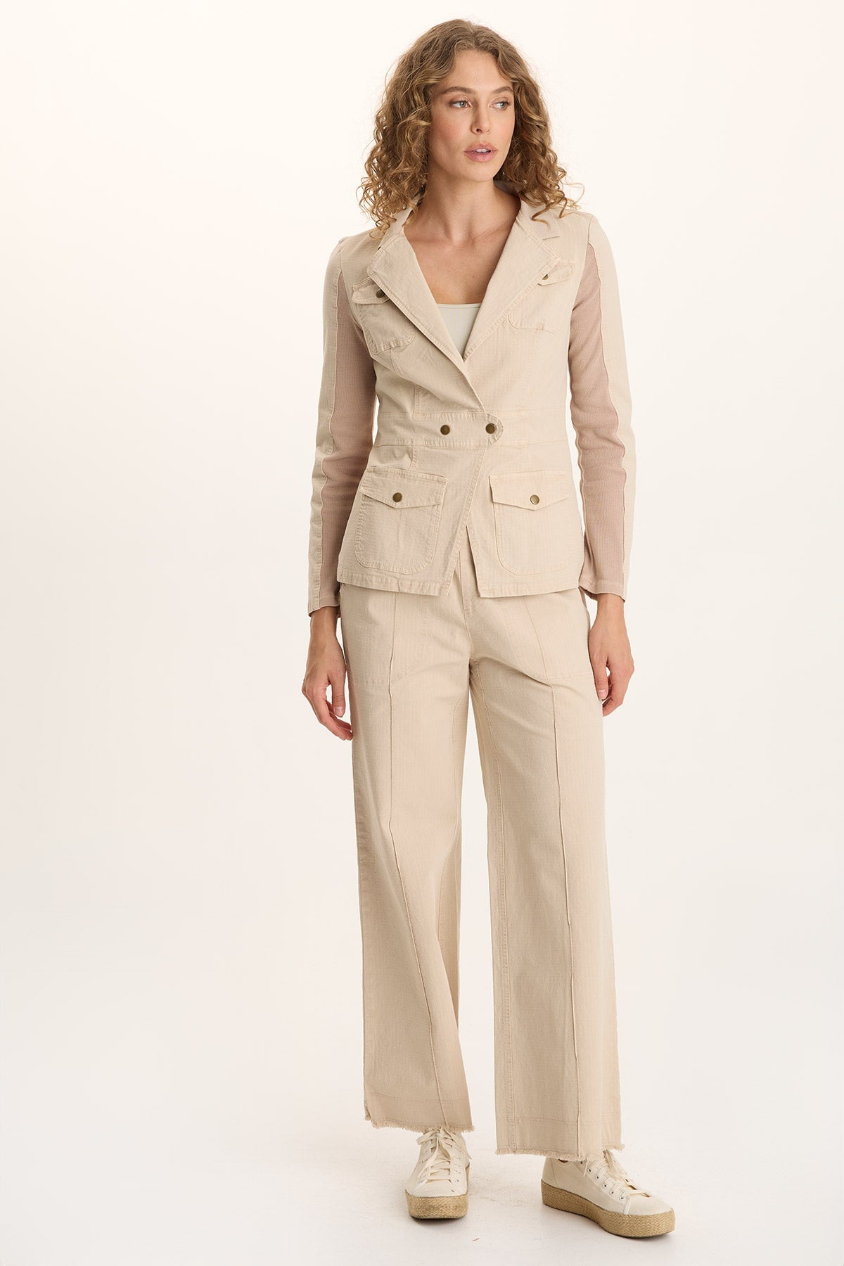 XCVI Lochlyn Structured Fitted Stretch Blazer Jacket 
