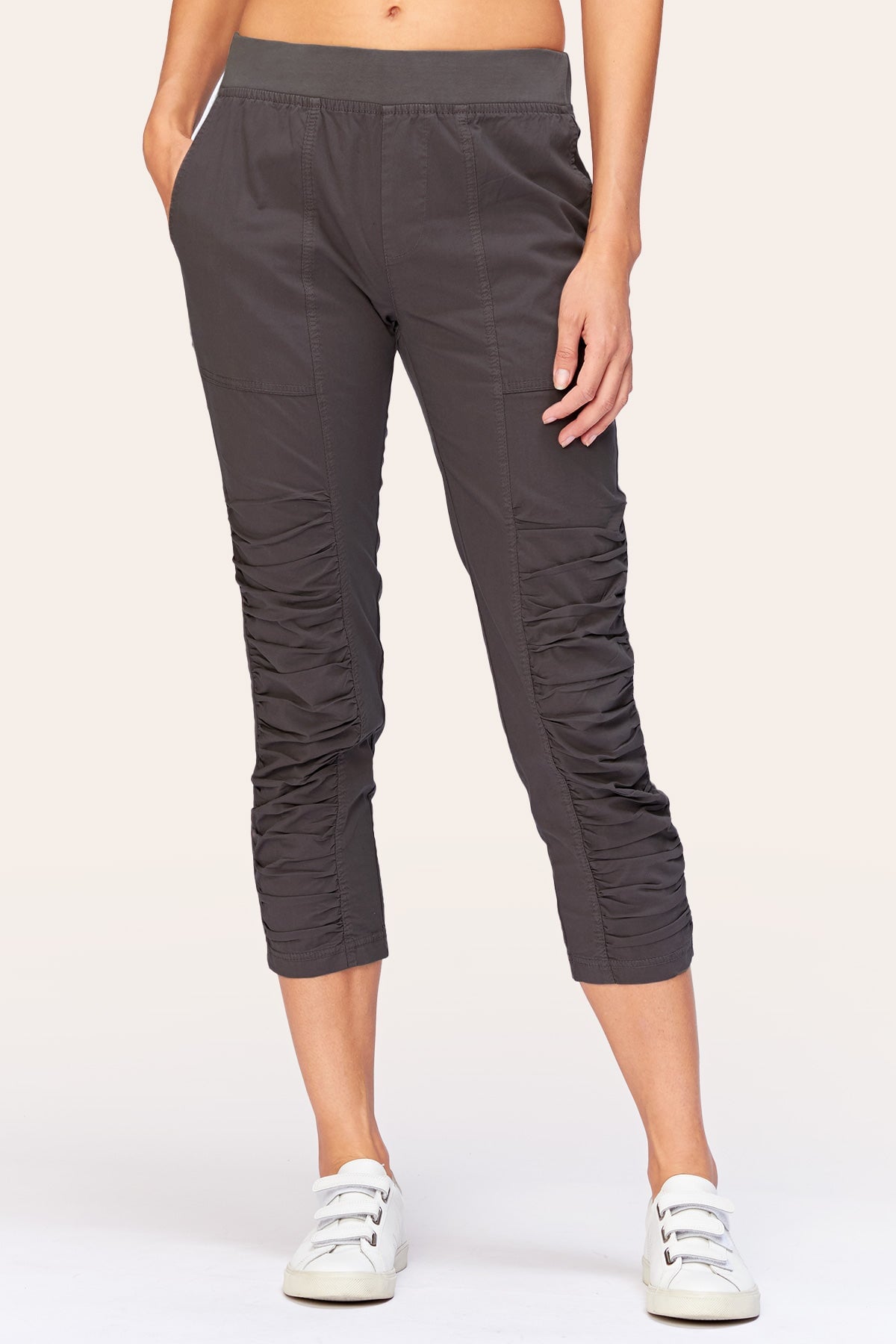 Core by XCVI Geyser Crop 