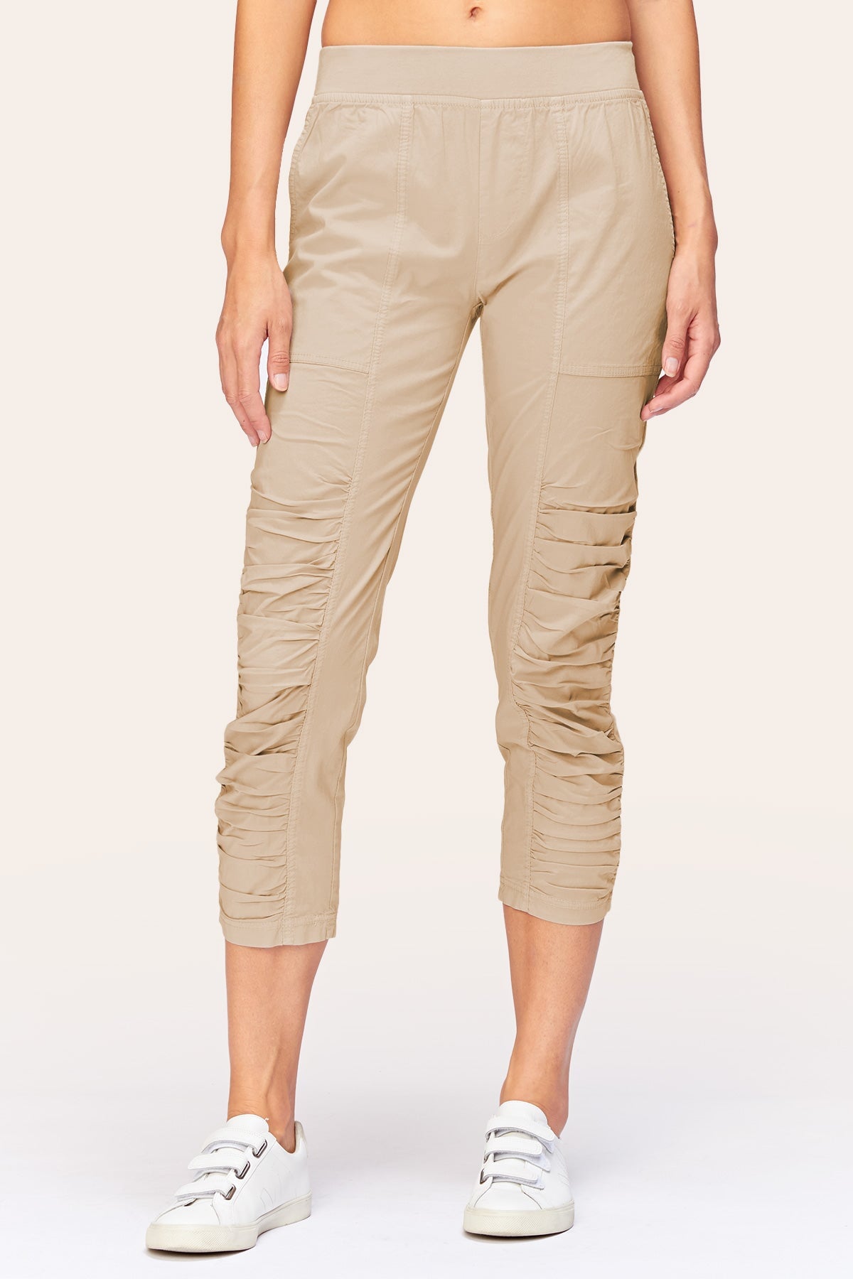 Core by XCVI Geyser Crop