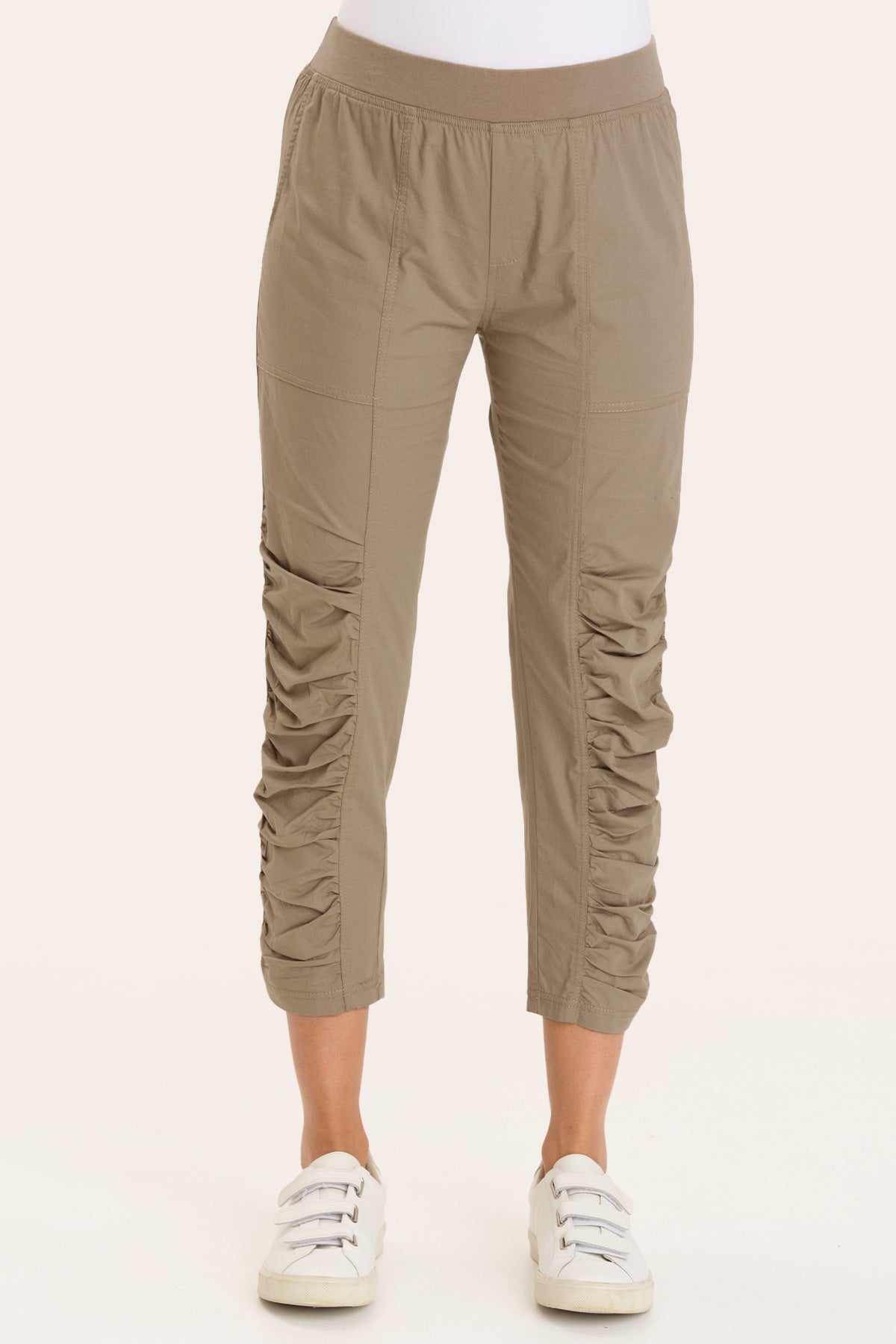 Core by XCVI Geyser Crop