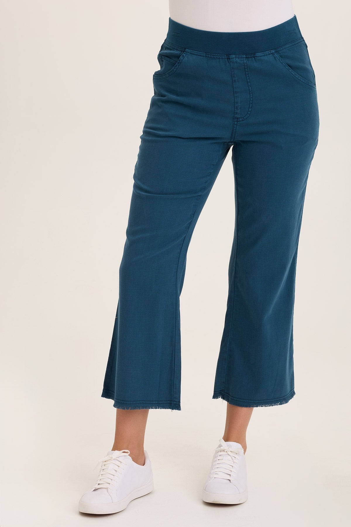 Wearables Lorilei Twill Flare Pull-On Pant