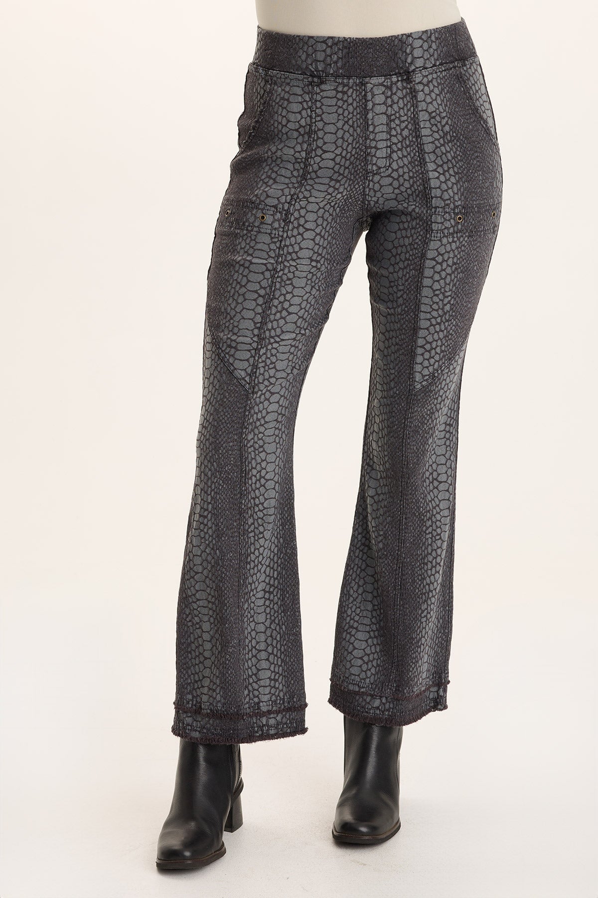 XCVI Askell Textured Jacquard Flared Pull-On Pant 