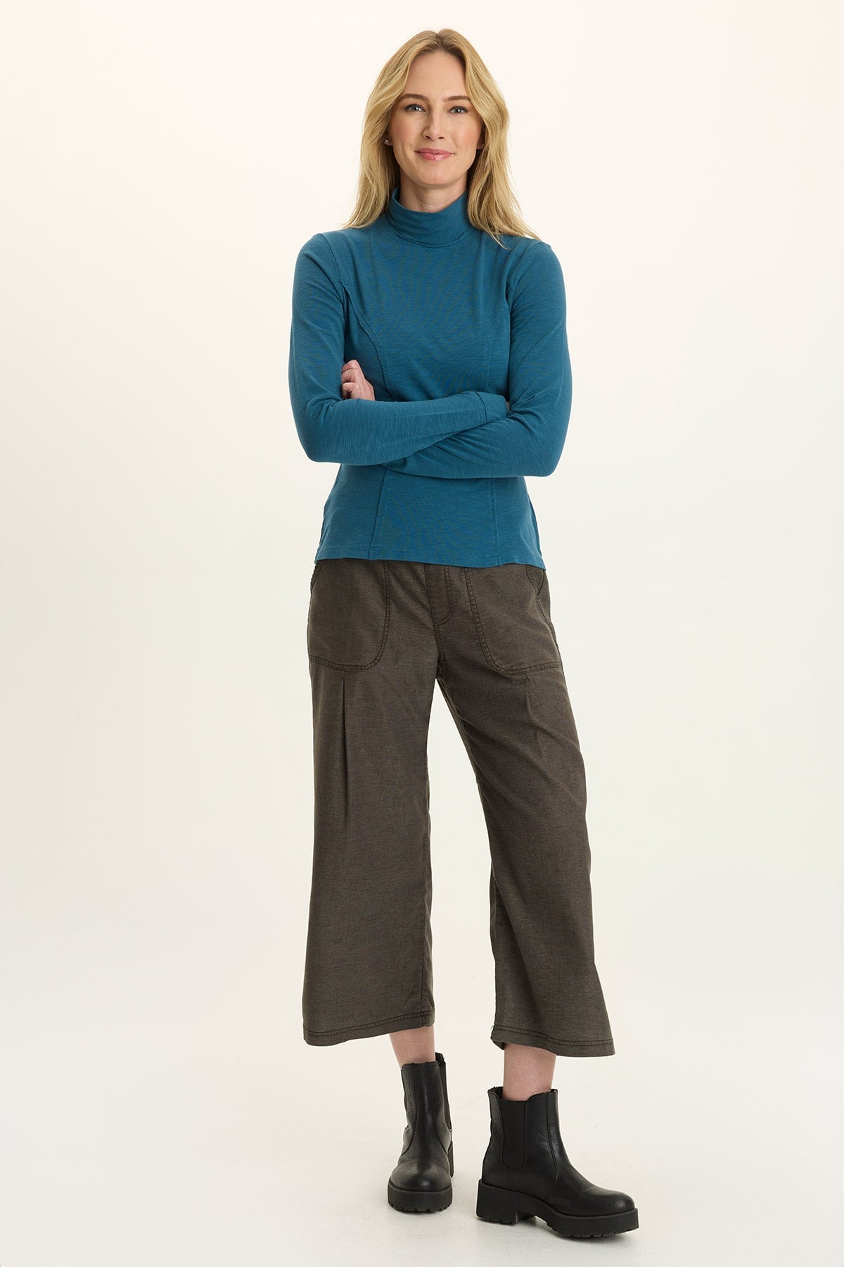 Wearables Kari Jersey Mock-Neck Peplum Top